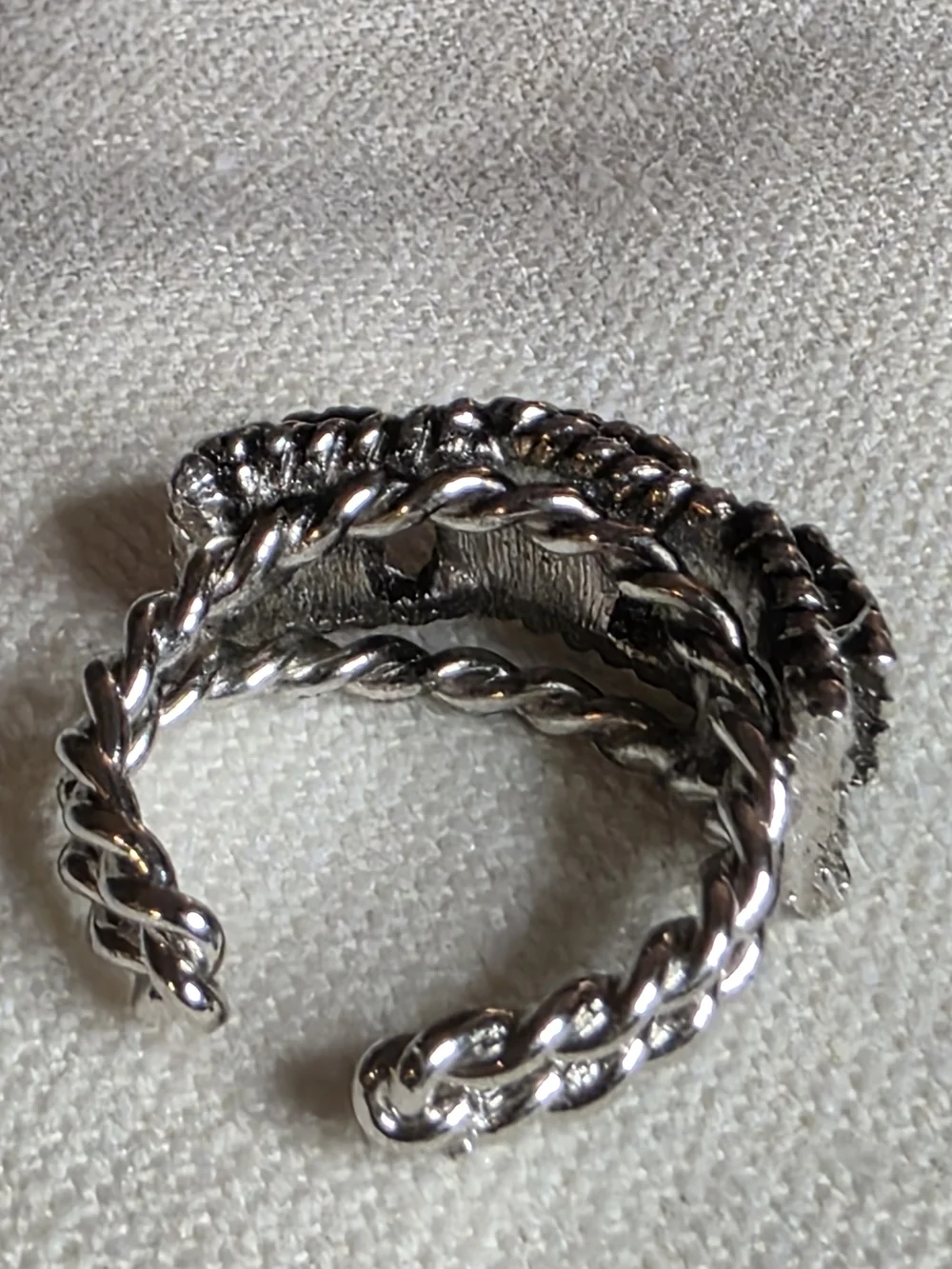 Vintage Swarovski Crystal Rope Band Blue Rhinestone Ring Size 7